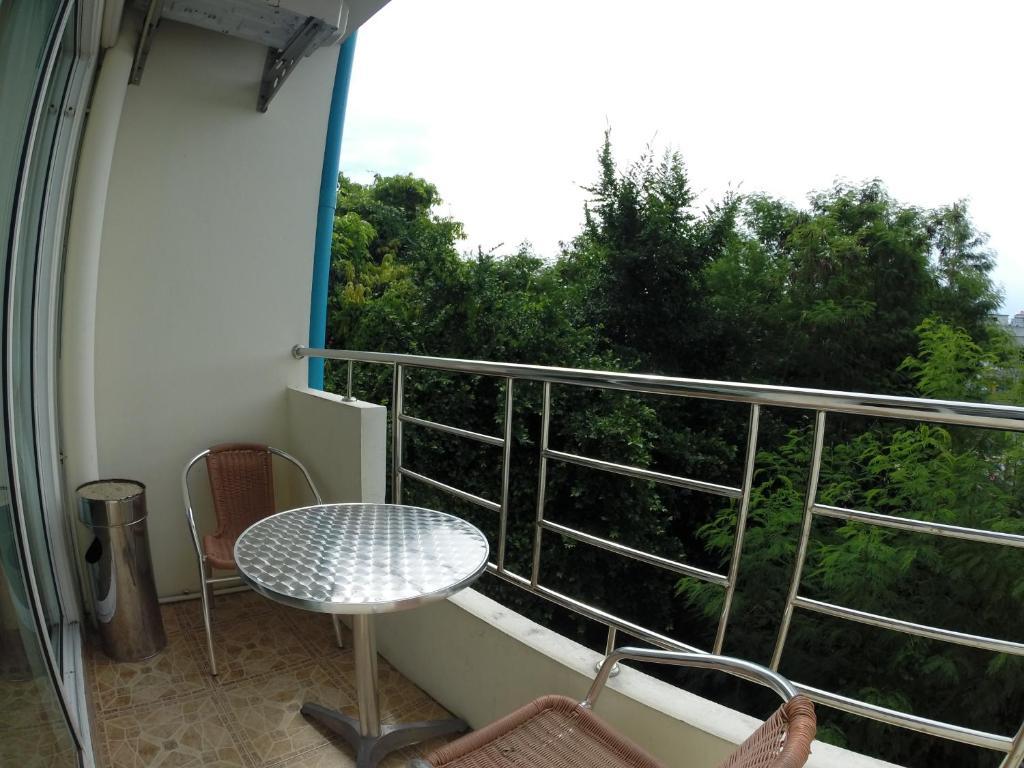 Samal Guesthouse Pattaya Exterior photo